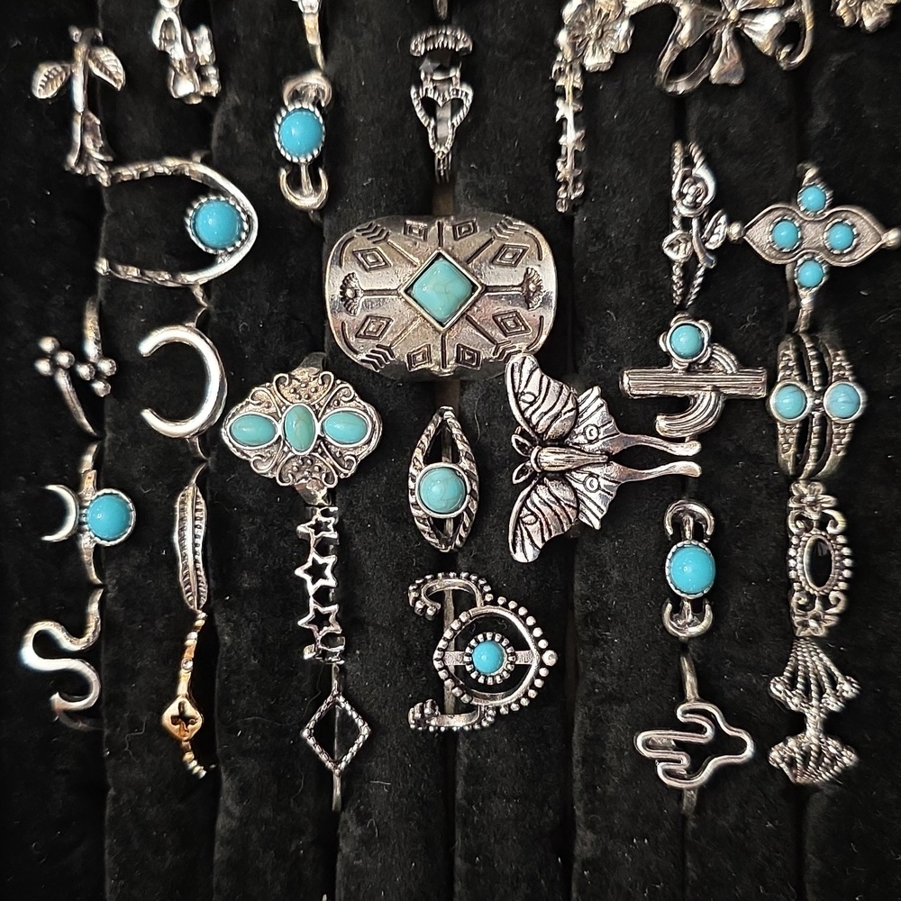 Lot of 30pcs fashion rings - Picture 2 of 3